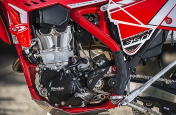 Beta RR 350 4T 2016 - Bild 6 Beta RR 350 4T 2016 - Bild 6