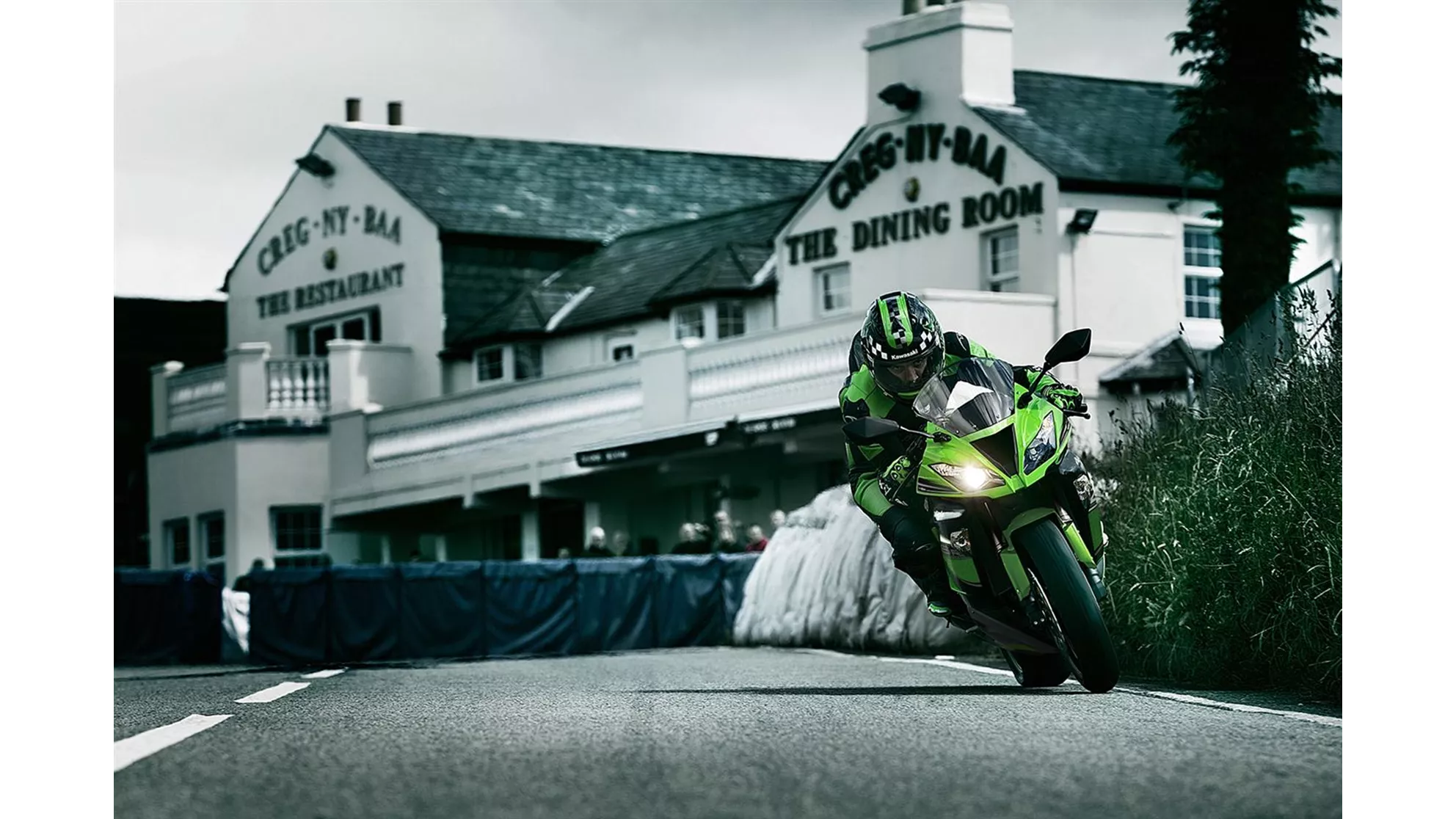 Kawasaki Ninja ZX-6R - Image 10 Kawasaki Ninja ZX-6R - Image 10