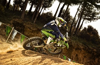 Kawasaki KX450F 2016 - Bild 3 Kawasaki KX450F 2016 - Bild 3