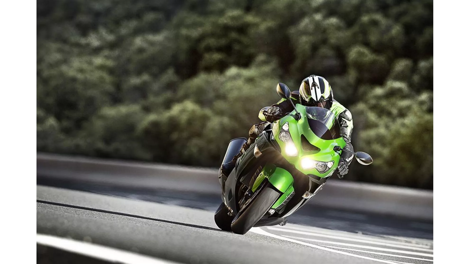 Kawasaki ZZR 1400 - Image 15 Kawasaki ZZR 1400 - Image 15