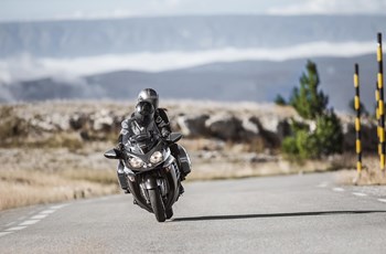 Kawasaki GTR 1400 2016 - Bild 11