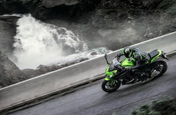 Kawasaki Z1000SX 2016 - Bild 21 Kawasaki Z1000SX 2016 - Bild 21