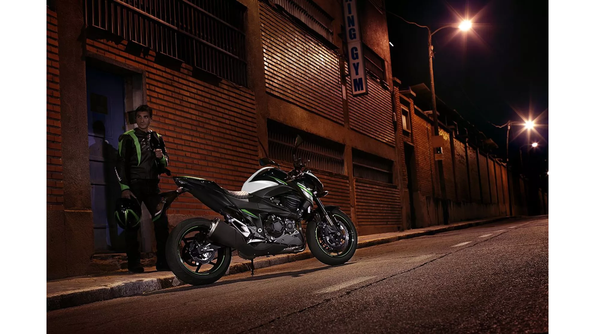 Kawasaki Z 800 - Image 11 Kawasaki Z 800 - Image 11