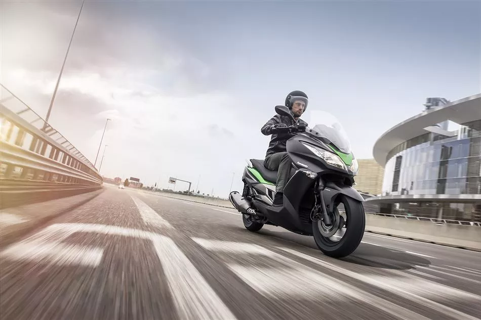 Kawasaki J300 Kawasaki J300