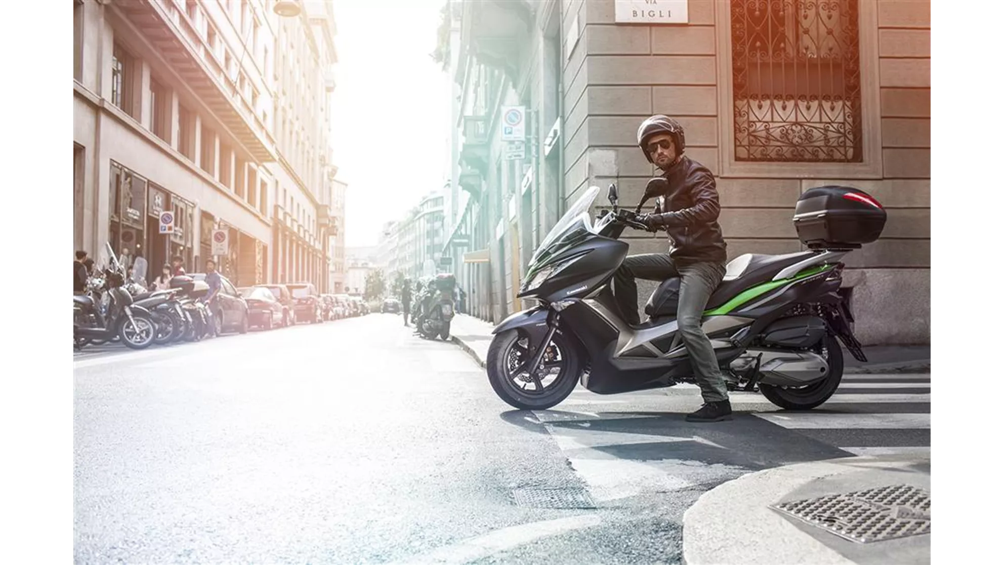 Kawasaki J300 - Image 11 Kawasaki J300 - Image 11