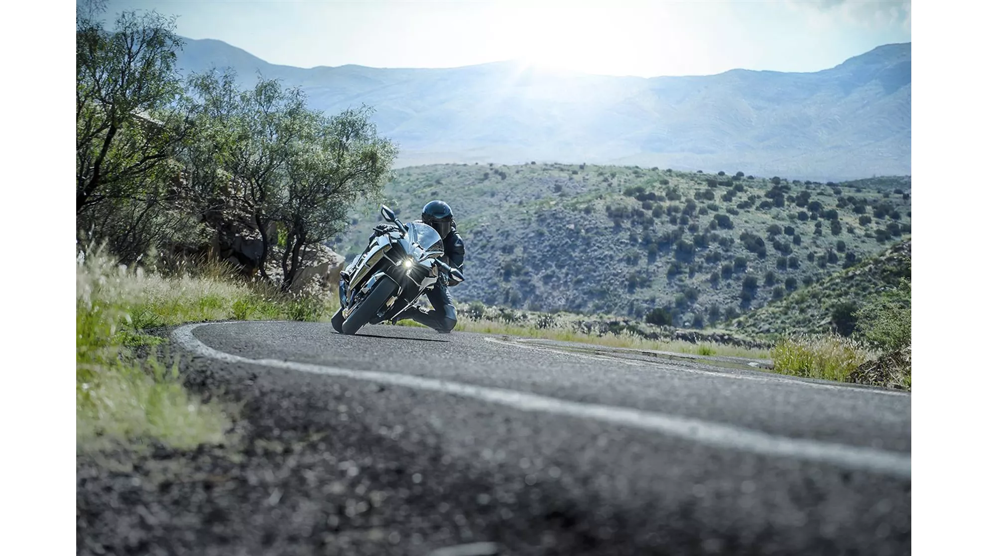 Kawasaki Ninja H2 - Image 1 Kawasaki Ninja H2 - Image 1