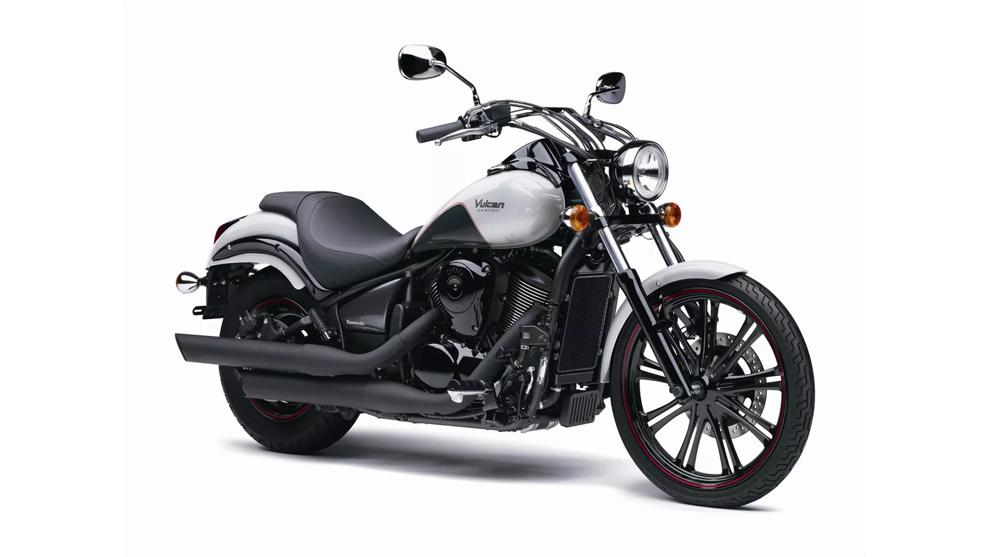 Kawasaki Vulcan 900 Custom - Image 1 Kawasaki Vulcan 900 Custom - Image 1