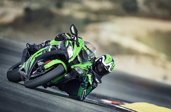 Kawasaki Ninja ZX-10R 2016 - Bild 2 Kawasaki Ninja ZX-10R 2016 - Bild 2