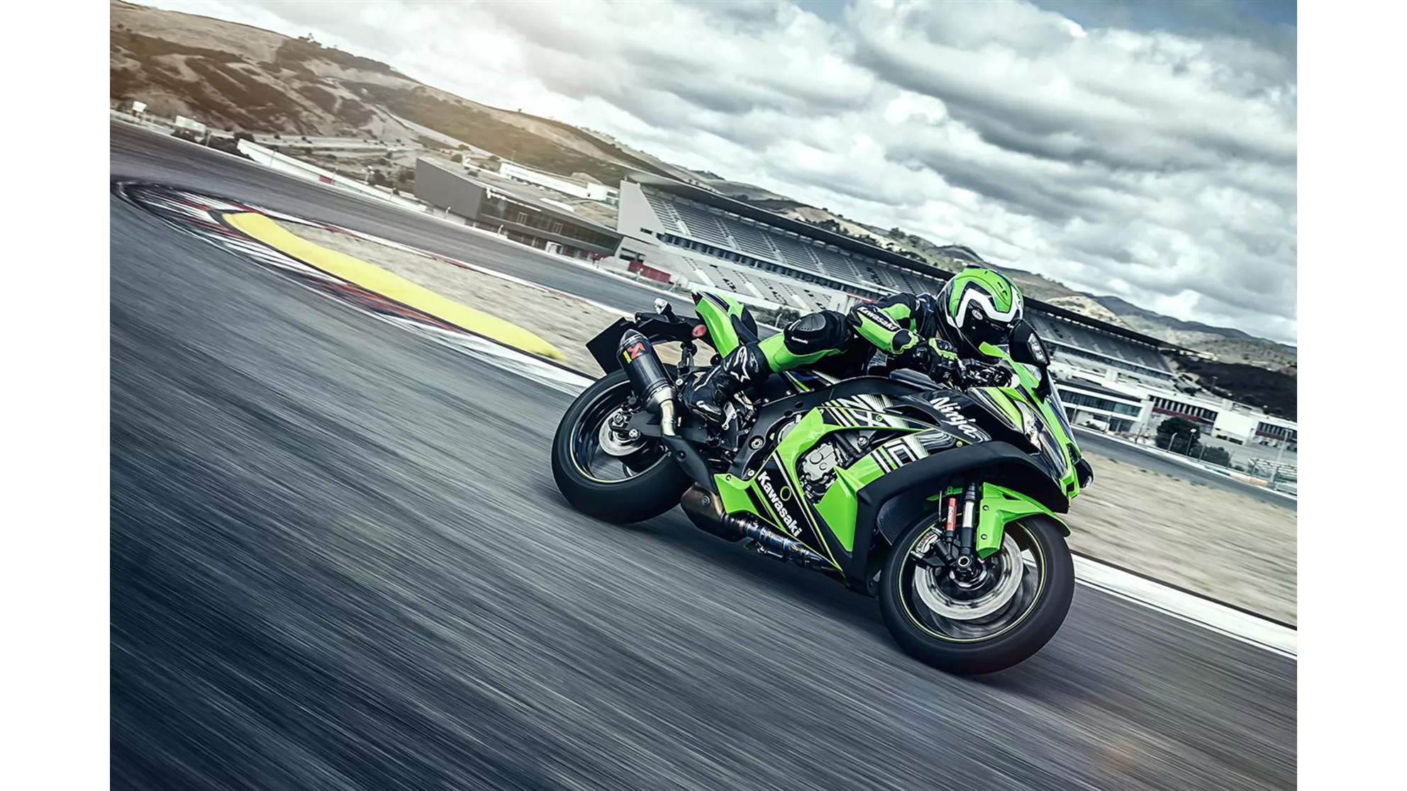 Kawasaki Ninja ZX-10R - Image 2 Kawasaki Ninja ZX-10R - Image 2