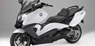 Suzuki Burgman 650 Executive 2016 vs BMW C 650 GT 2016