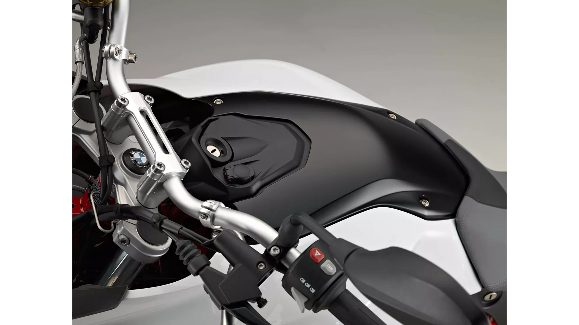 BMW F 700 GS - Image 1 BMW F 700 GS - Image 1
