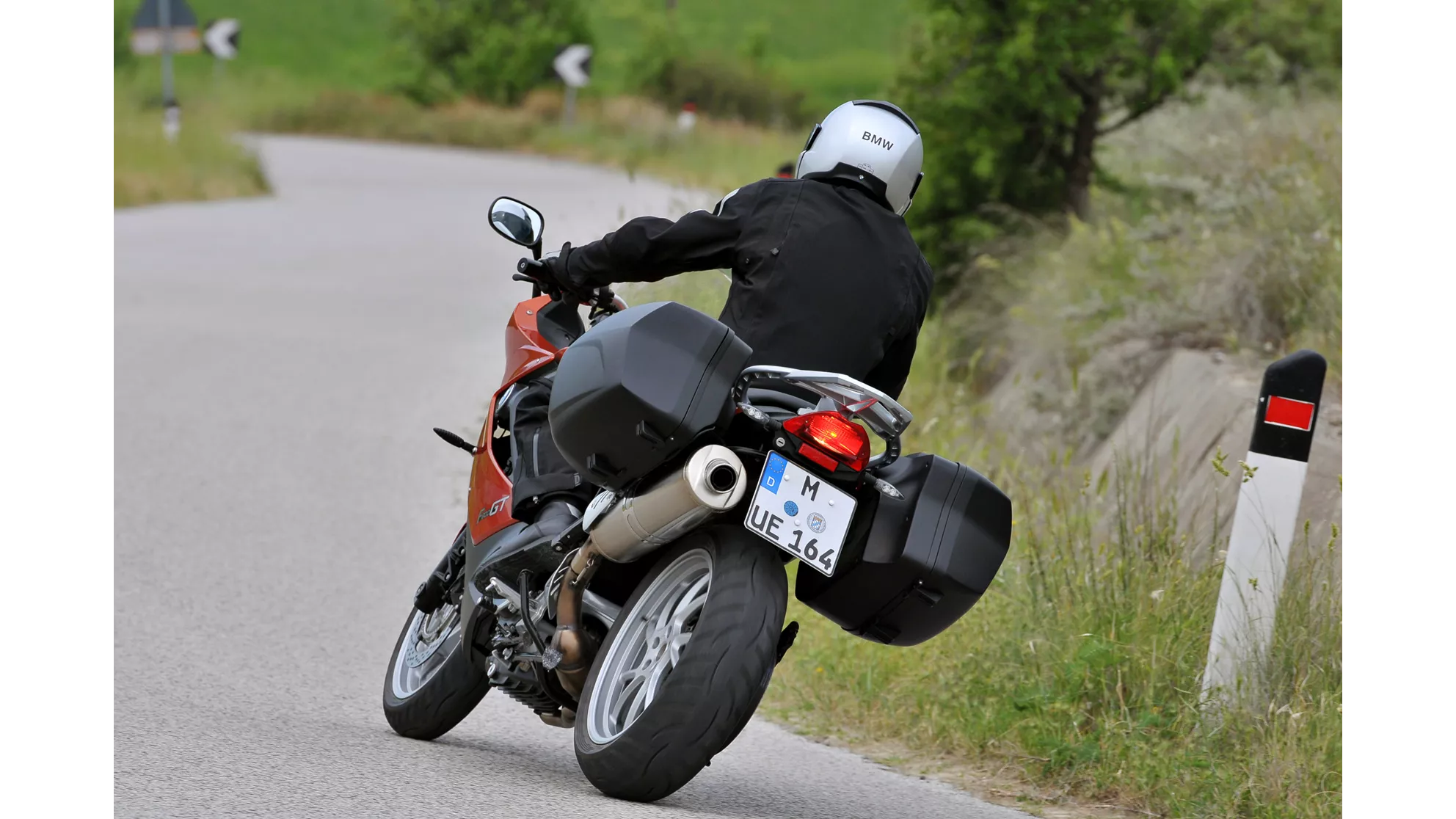 BMW F 800 GT - Image 10 BMW F 800 GT - Image 10