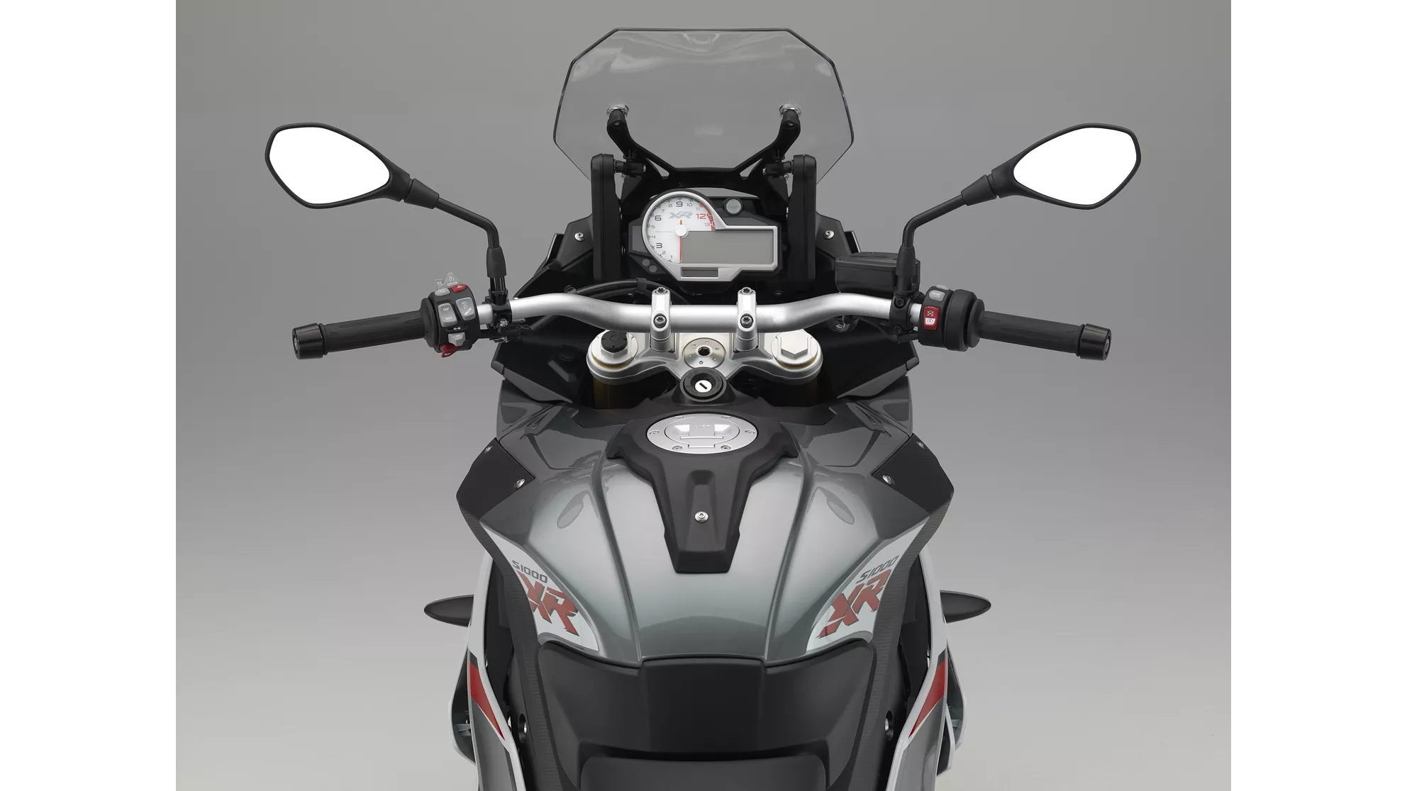 BMW S 1000 XR - Image 3 BMW S 1000 XR - Image 3