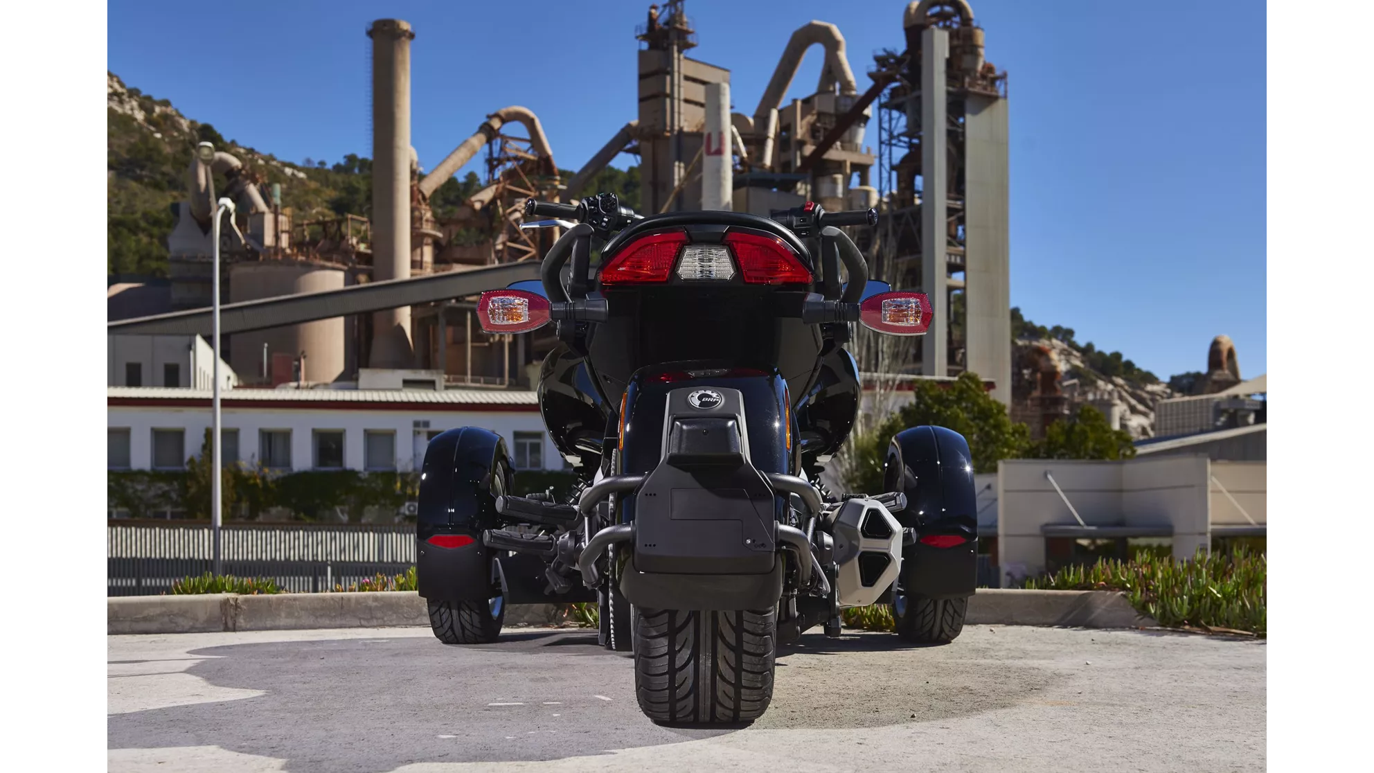 Can-Am Spyder F3 - Image 3 Can-Am Spyder F3 - Image 3