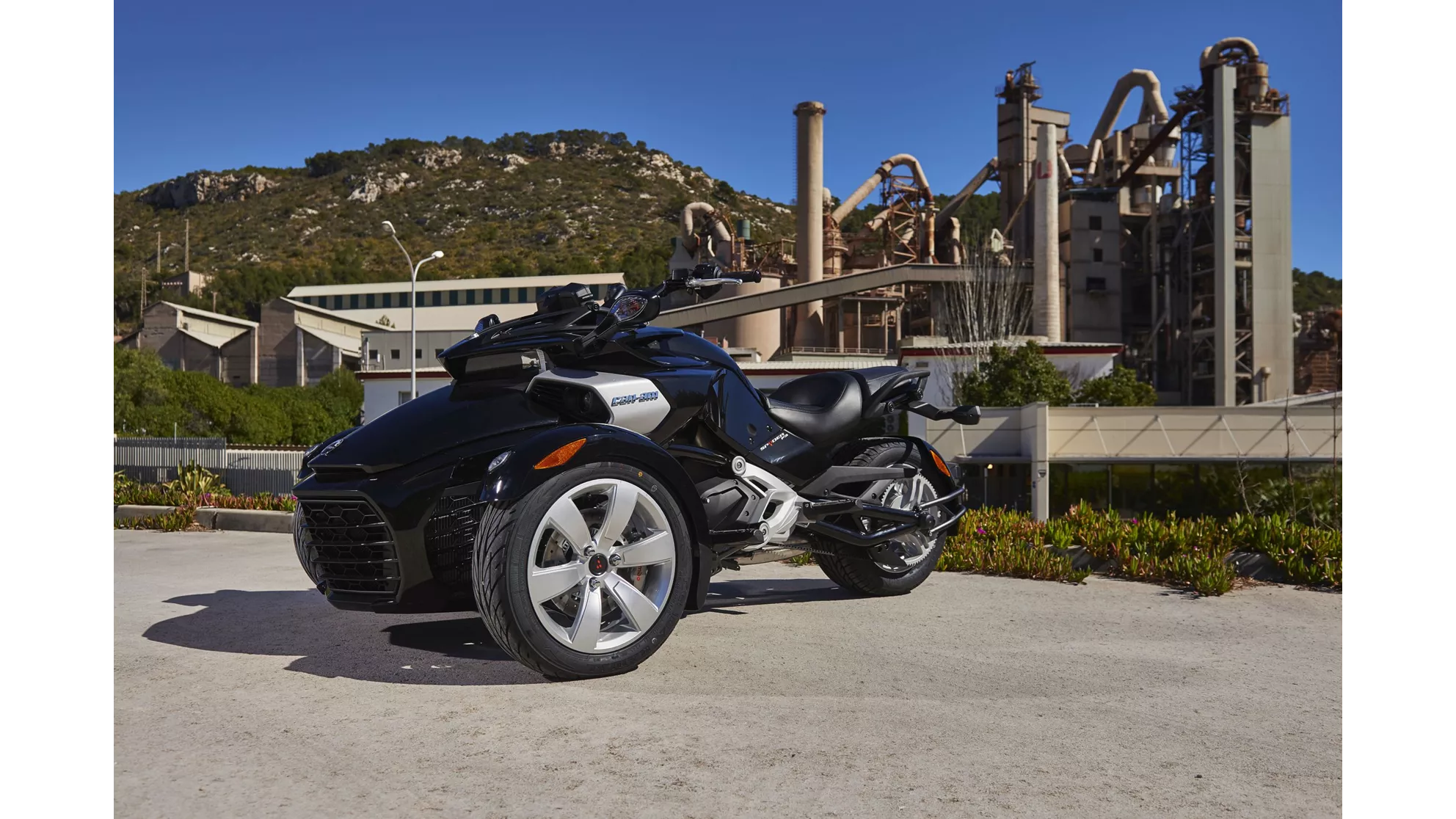 Can-Am Spyder F3 - Image 5 Can-Am Spyder F3 - Image 5