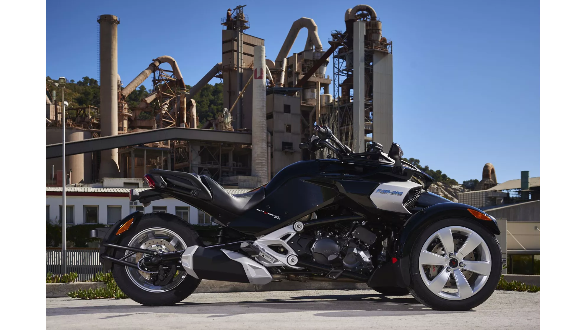 Can-Am Spyder F3 - Image 6 Can-Am Spyder F3 - Image 6