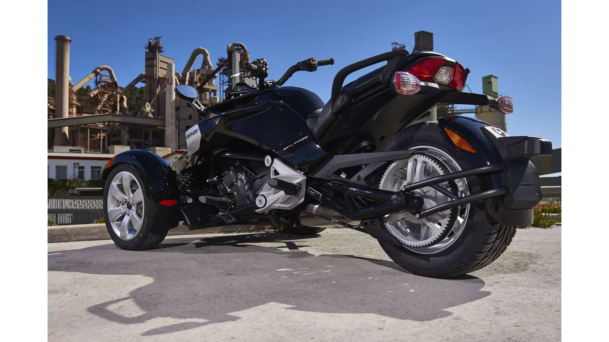 Can-Am Spyder F3 - Image 11 Can-Am Spyder F3 - Image 11