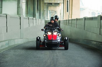 Can-Am Spyder F3-S 2016 - Bild 2