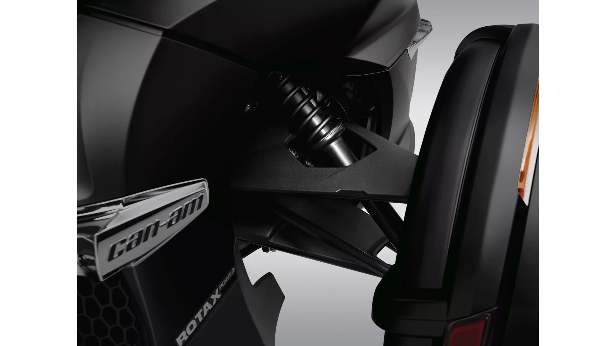 Can-Am Spyder RT - Image 2 Can-Am Spyder RT - Image 2