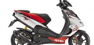 Aprilia SR 50  Street 2016 vs Gilera Runner 50 2T SP 2015