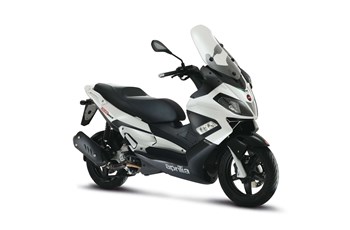 Aprilia SR-Max 300ie 2016 - Bild 6