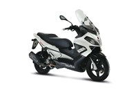 Aprilia SR-Max 125 2016 - Bild 3