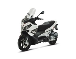 Aprilia SR-Max 125 2016