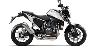 Honda CB500F 2016 vs KTM 690 Duke 2017