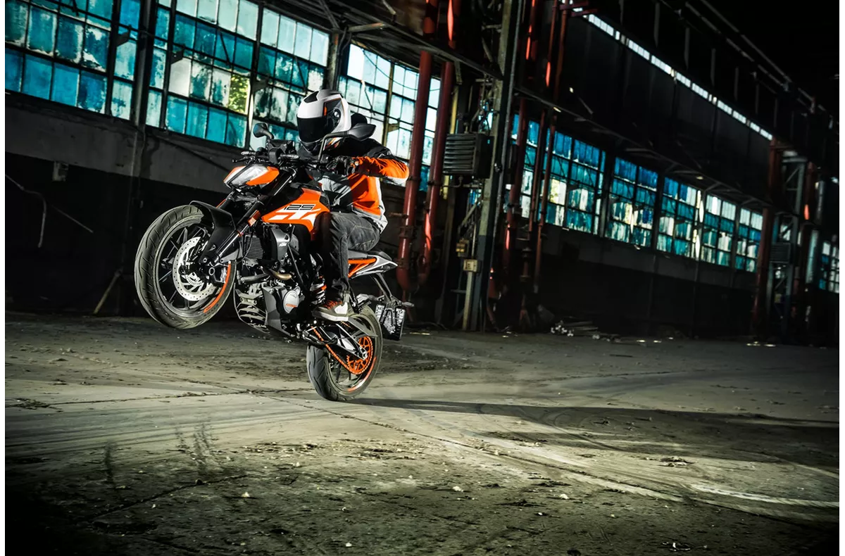 KTM 125 Duke KTM 125 Duke