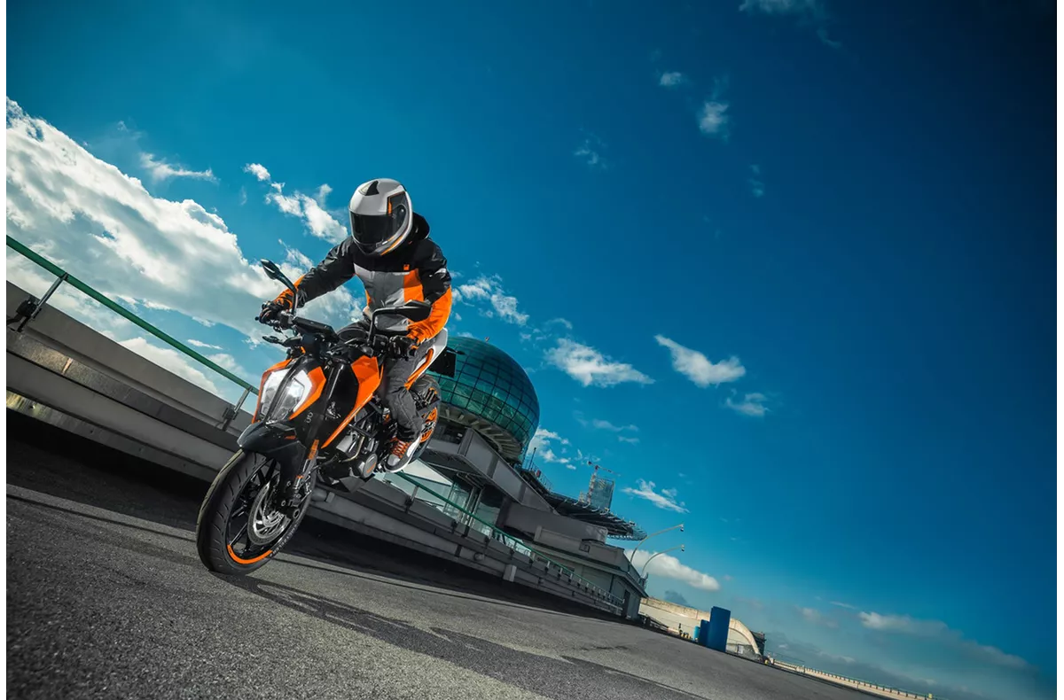 KTM 125 Duke KTM 125 Duke