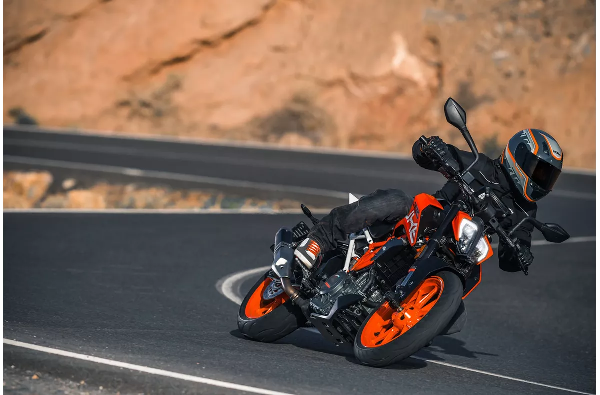 KTM 390 Duke KTM 390 Duke