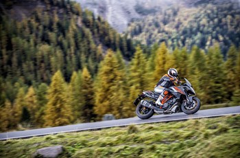 KTM 1290 Super Duke GT 2017 - Bild 8 KTM 1290 Super Duke GT 2017 - Bild 8