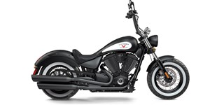 Victory High-Ball 2017 vs Indian Scout 2016