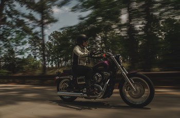 Harley-Davidson Dyna Low Rider FXDL 2017 - Bild 3 Harley-Davidson Dyna Low Rider FXDL 2017 - Bild 3