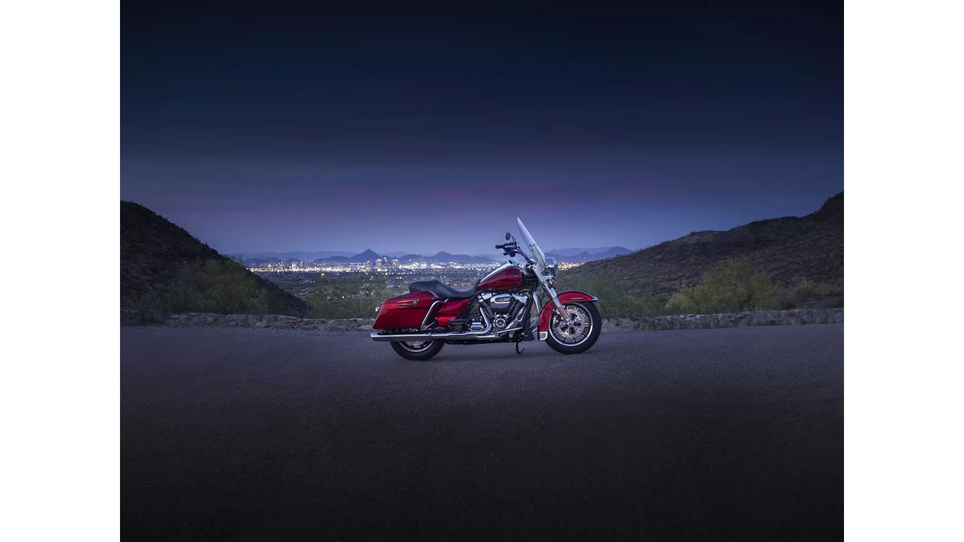 Harley-Davidson Touring Road King FLHR - Image 1 Harley-Davidson Touring Road King FLHR - Image 1