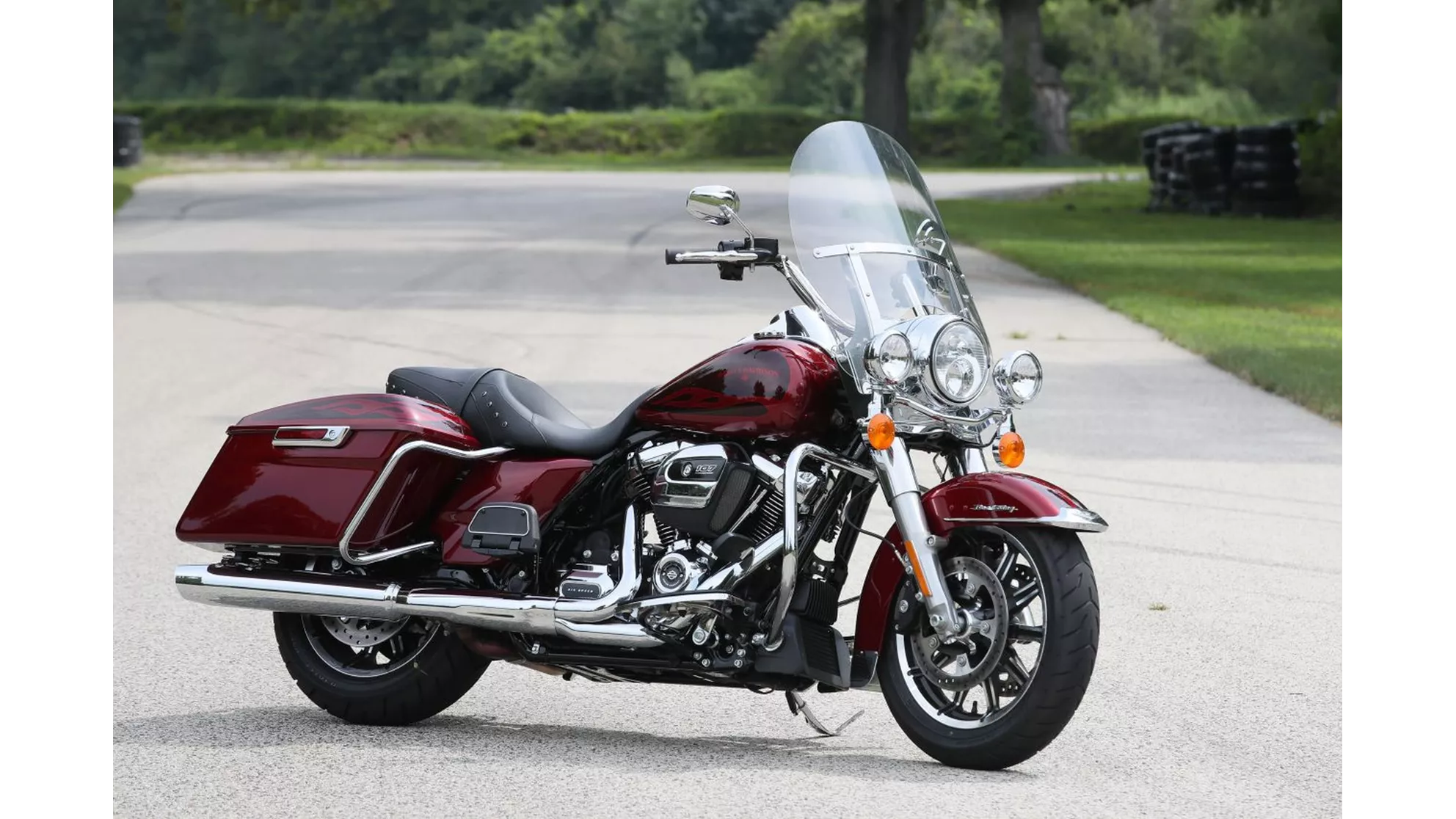 Harley-Davidson Touring Road King FLHR - Image 2 Harley-Davidson Touring Road King FLHR - Image 2