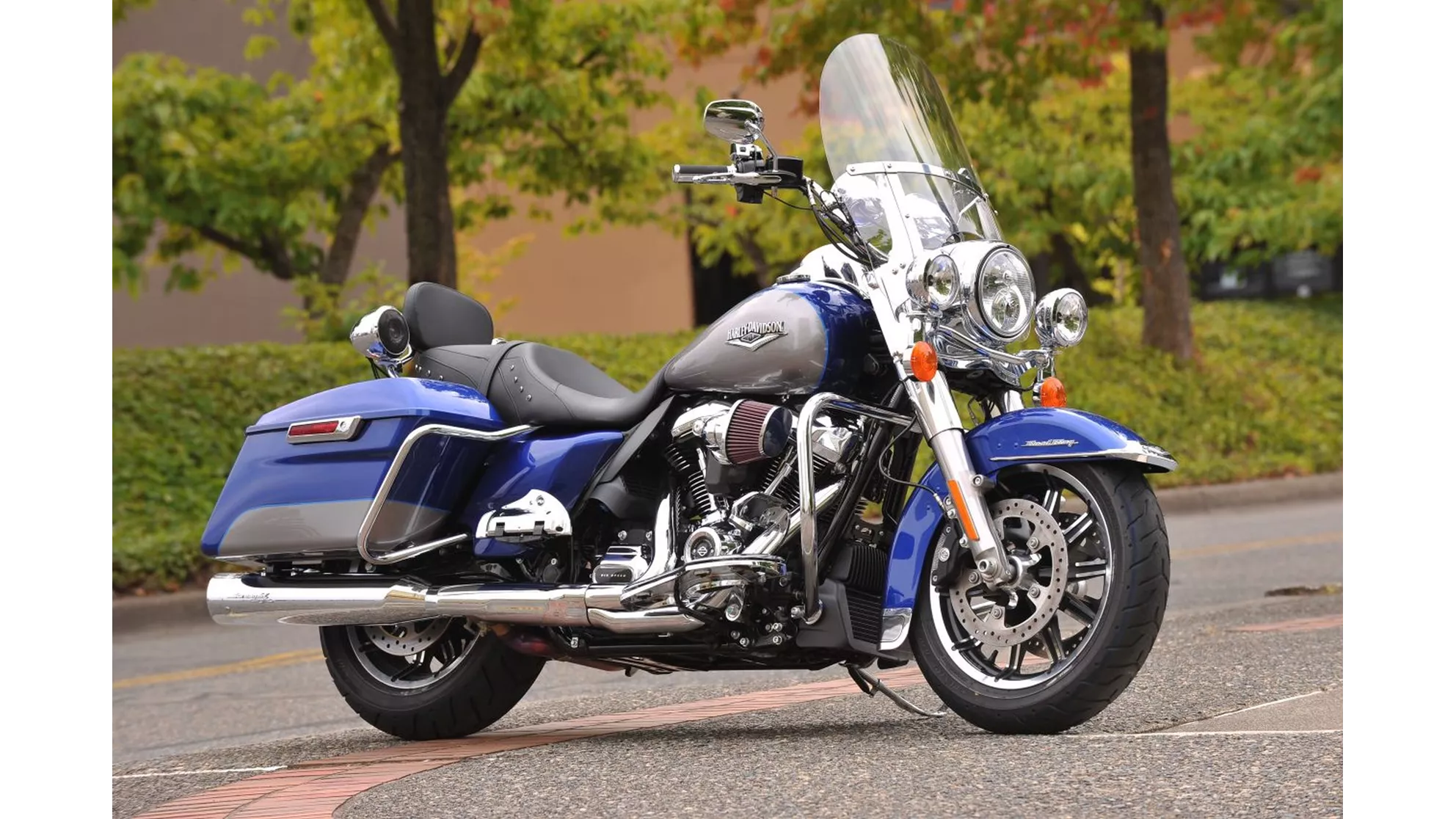 Harley-Davidson Touring Road King FLHR - Image 5 Harley-Davidson Touring Road King FLHR - Image 5