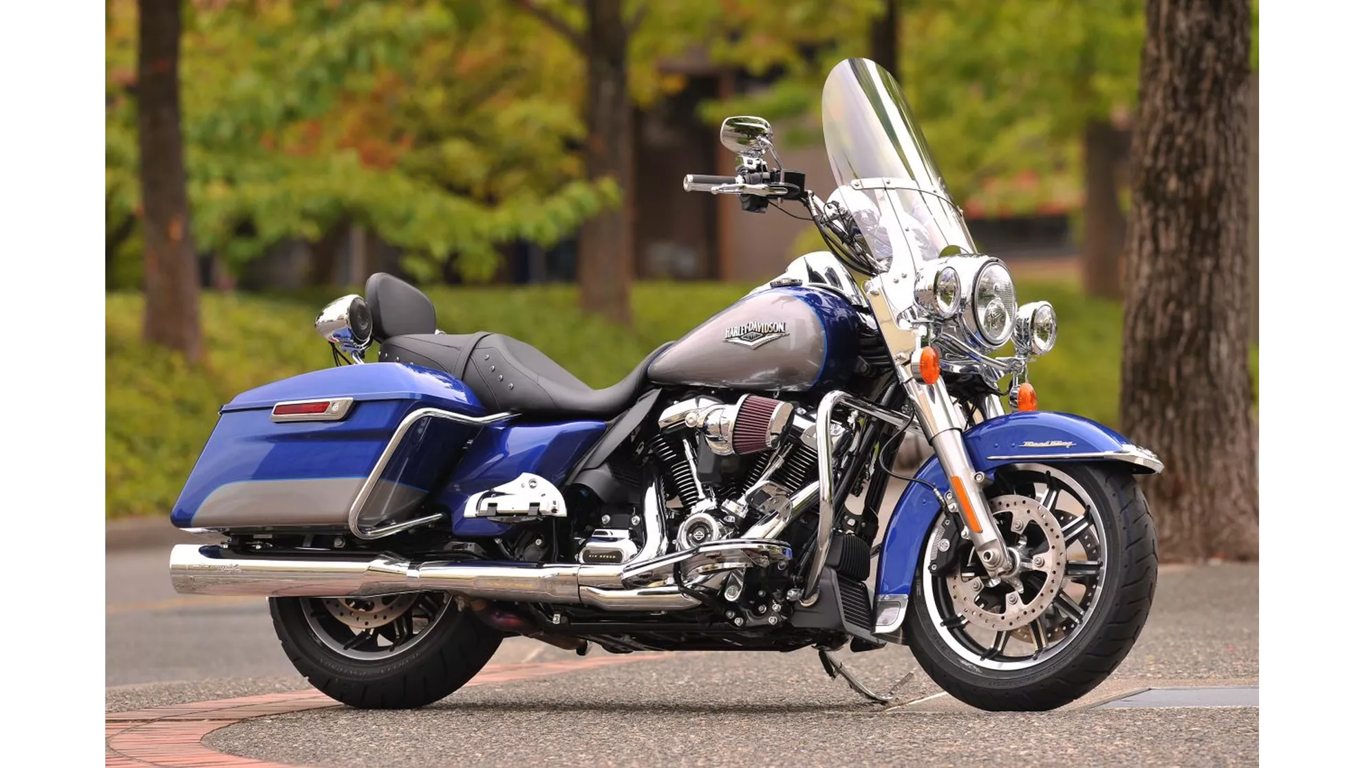 Harley-Davidson Touring Road King FLHR - Image 9 Harley-Davidson Touring Road King FLHR - Image 9