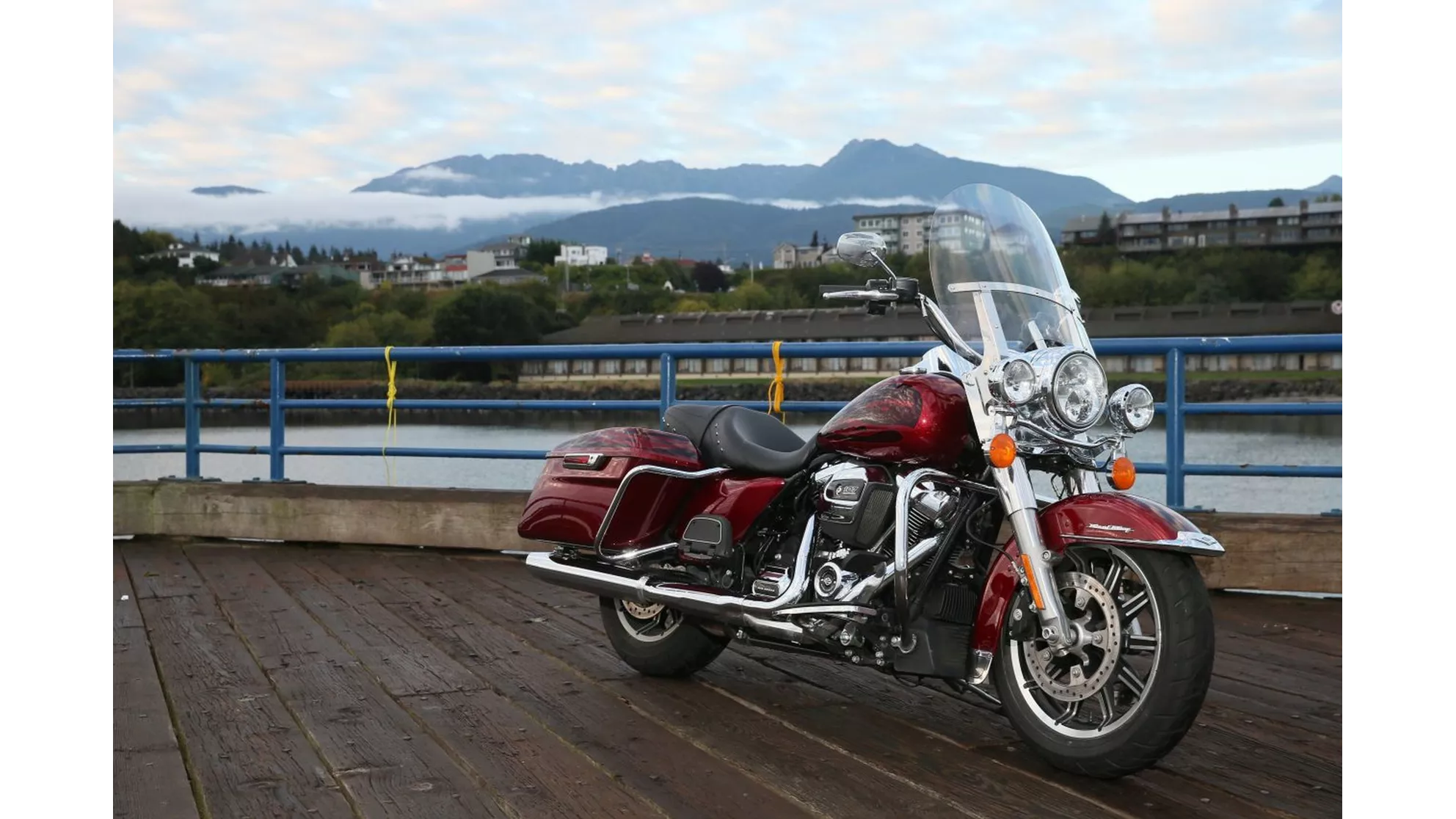 Harley-Davidson Road King Classic FLHRC - Image 12 Harley-Davidson Road King Classic FLHRC - Image 12