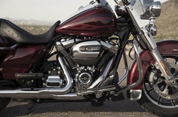 Harley-Davidson Road King Classic FLHRC 2017 - Bild 21 Harley-Davidson Road King Classic FLHRC 2017 - Bild 21