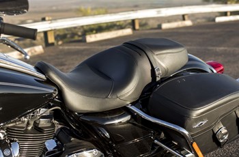 Harley-Davidson Road King Classic FLHRC 2017 - Bild 23 Harley-Davidson Road King Classic FLHRC 2017 - Bild 23