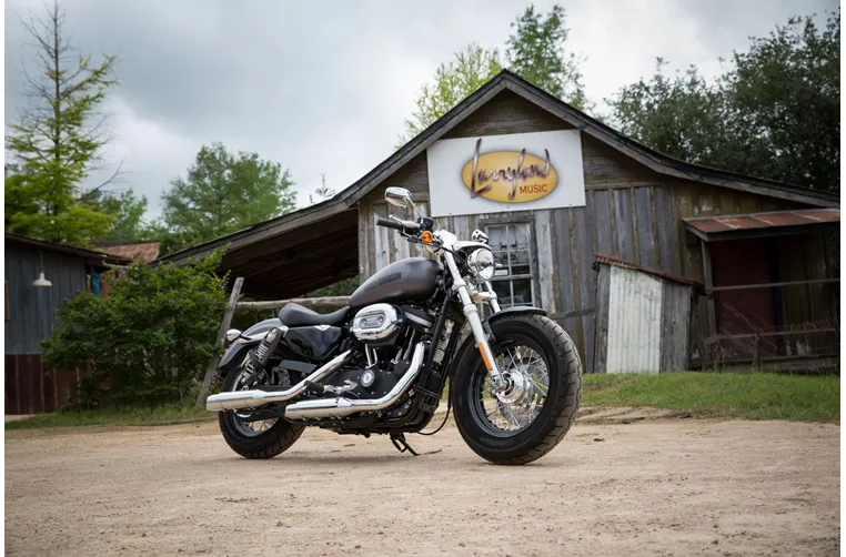 Harley-Davidson Sportster XL 1200C Custom 2017