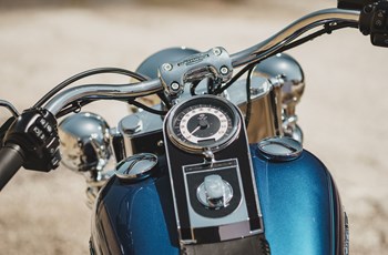 Harley-Davidson Softail Deluxe FLSTN 2017 - Bild 4 Harley-Davidson Softail Deluxe FLSTN 2017 - Bild 4