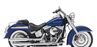 Harley-Davidson Softail Deluxe FLSTN 2017 vs Harley-Davidson Softail Deluxe FLDE 2020