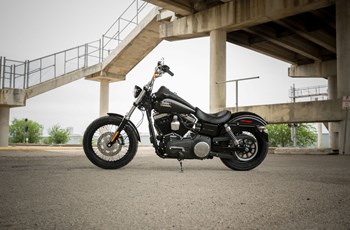 Harley-Davidson Dyna Street Bob FXDB 2017 - Bild 3 Harley-Davidson Dyna Street Bob FXDB 2017 - Bild 3