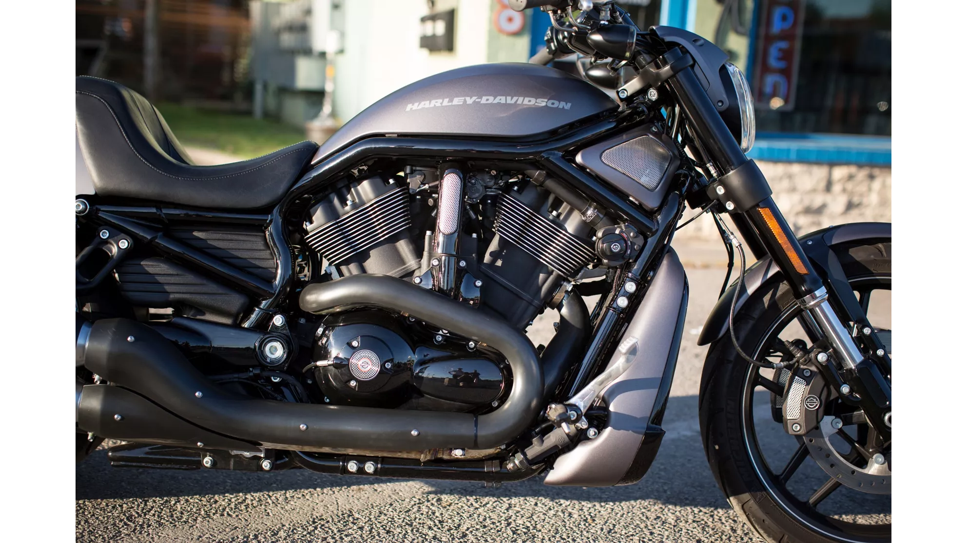 Harley-Davidson Night Rod Special VRSCDX - Resim 3