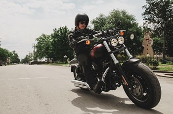 Harley-Davidson Dyna Fat Bob FXDF 2017 - Bild 2 Harley-Davidson Dyna Fat Bob FXDF 2017 - Bild 2