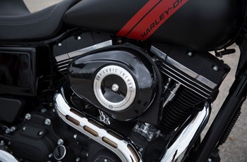 Harley-Davidson Dyna Fat Bob FXDF 2017 - Bild 5 Harley-Davidson Dyna Fat Bob FXDF 2017 - Bild 5