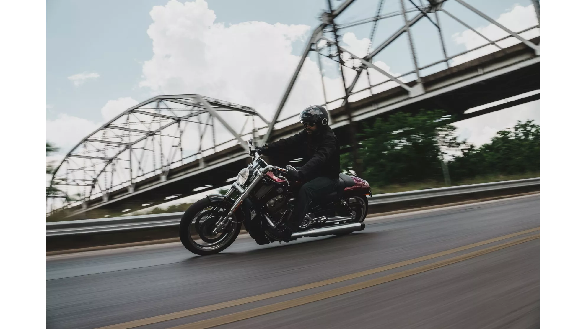 Harley-Davidson V-Rod Muscle VRSCF - Kép 1
