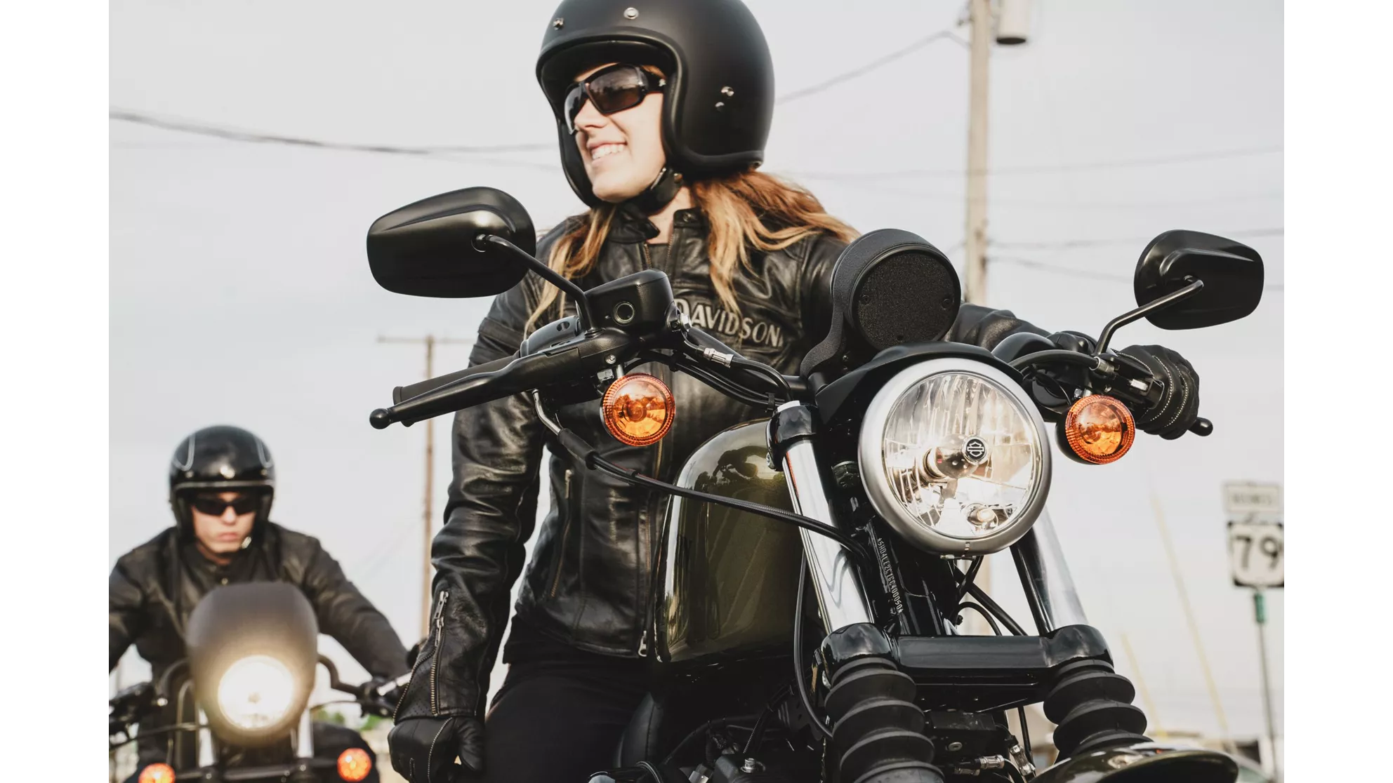 Harley-Davidson Sportster XL 883 N Iron - Image 4 Harley-Davidson Sportster XL 883 N Iron - Image 4